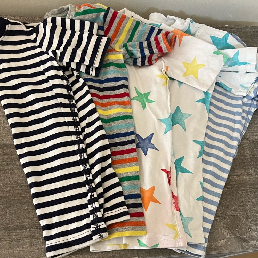 Primary Pajamas Short Sleeve and Short Sets Size 6/7
